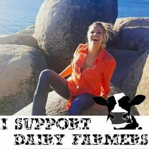 Meet your Posher, Desiree